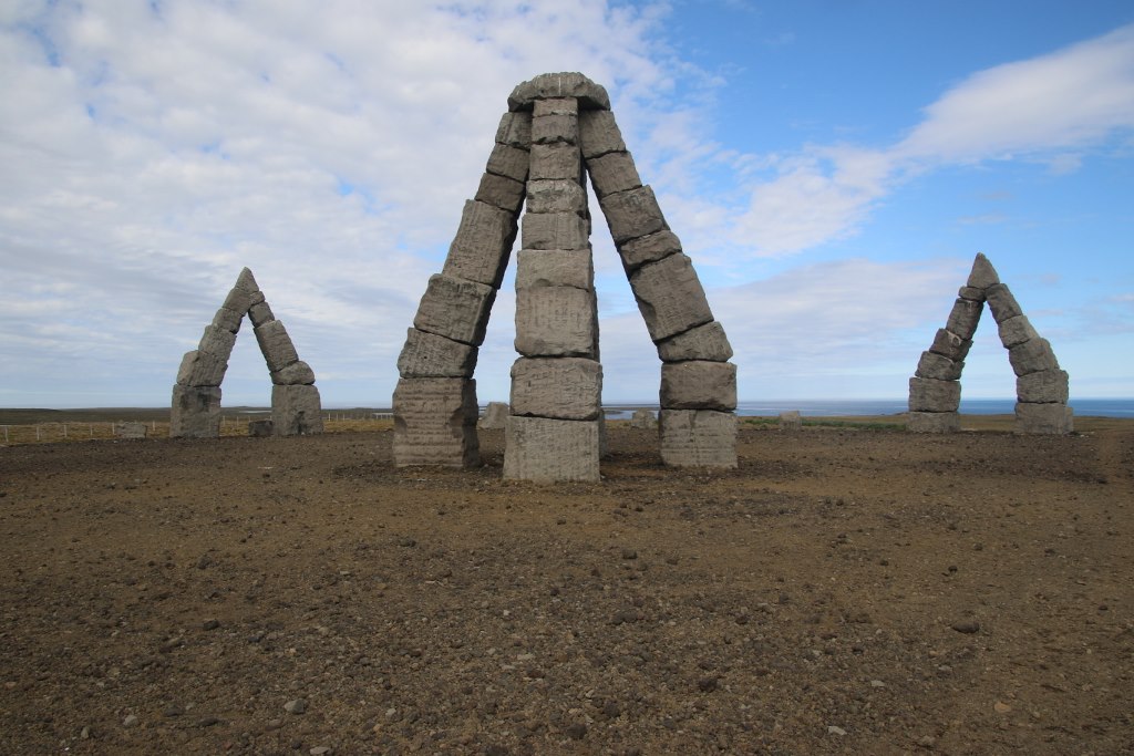 Arctic Henge – FrejaTravels